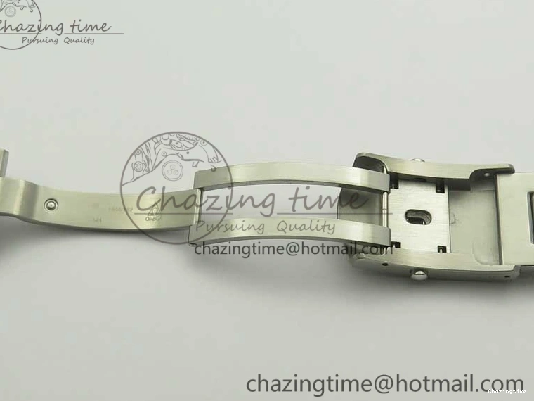 1227 Lightweight Speedmaster SS Snoopy OMF Best Edition White Dial on SS Bracelet Manual Winding Chrono Movement 7992